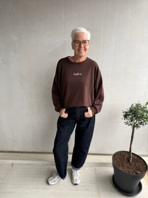 C’est la vie sweater bruin