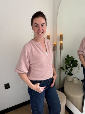 Roze vestje met V hals en 3 kwart mouw