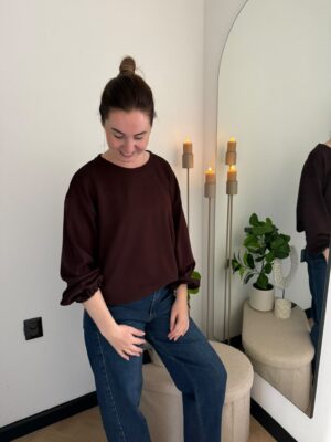Bruine sweater met elastiek